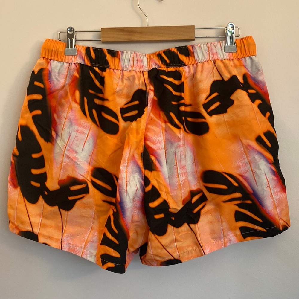 (A2) ASOS DESIGN swim shorts with abstract‎ leaf print short length, Size L, NEW - Picture 8 of 10
